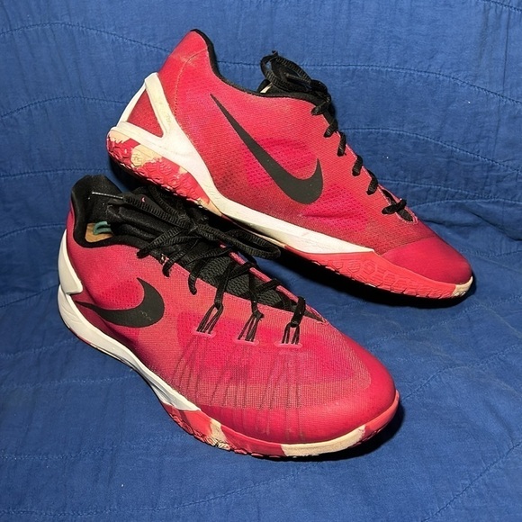 Men’s Nike HyperChase - Size 12.5 - Breast Cancer Awareness Pink​ - Picture 3 of 6
